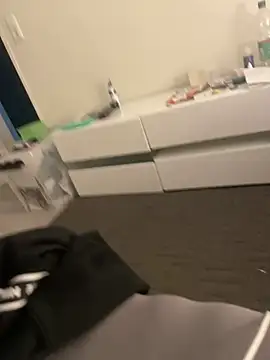 Pussylova69 online show from September 18, 2025, 6:54 pm