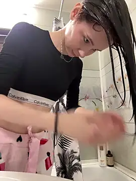 Snapshot of MartaBrent chatting on March 12, 2026, 10:54 am MartaBrent online show from March 12, 2026, 10:54 am