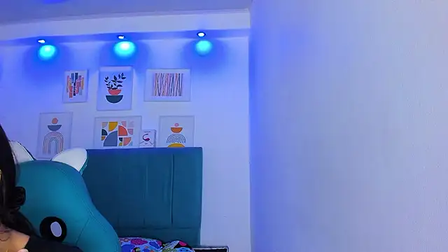 milk candy18 online show from February 1, 2026, 11:20 am