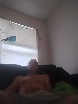 jarjar83 online show from June 12, 2026, 4:17 pm