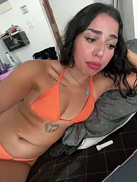 Snapshot of sweetbrunette22 chatting on June 24, 2026, 8:30 pm sweetbrunette22 online show from June 24, 2026, 8:30 pm
