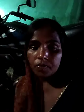 Snapshot of Cut_rajbati chatting on October 15, 2025, 1:33 pm Cut rajbati online show from October 15, 2025, 1:33 pm