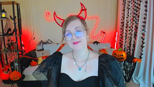 YourUniverser online show from October 26, 2025, 9:26 am