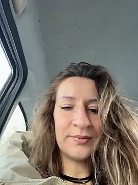 Snapshot of EvvaMur chatting on March 13, 2026, 2:40 am EvvaMur online show from March 13, 2026, 2:40 am