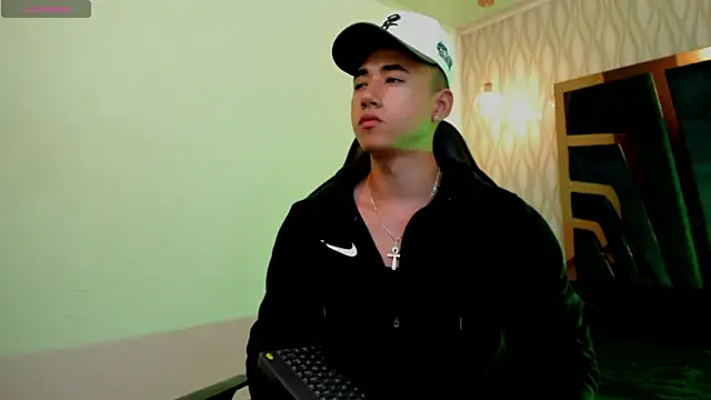 Snapshot of Draven_Marceaux chatting on September 30, 2025, 11:26 am Draven Marceaux online show from September 30, 2025, 11:26 am