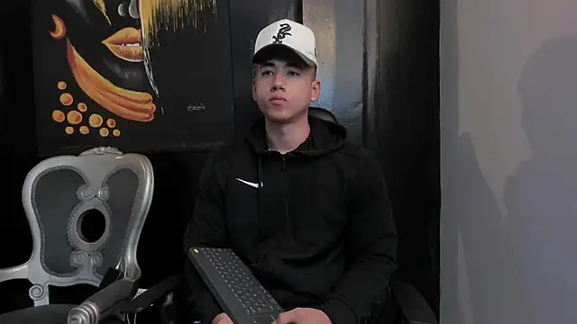 Snapshot of Draven_Marceaux chatting on October 9, 2025, 11:19 am Draven Marceaux online show from October 9, 2025, 11:19 am