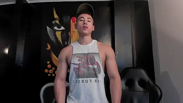 Snapshot of Draven_Marceaux chatting on October 11, 2025, 11:42 am Draven Marceaux online show from October 11, 2025, 11:42 am