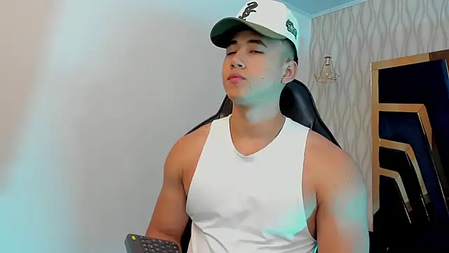 Snapshot of Draven_Marceaux chatting on October 16, 2025, 11:33 am Draven Marceaux online show from October 16, 2025, 11:33 am