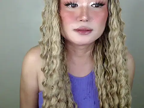 itsmecarla online show from October 25, 2025, 4:09 am