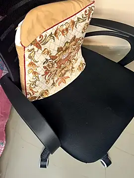 linishal online show from October 13, 2025, 4:51 pm