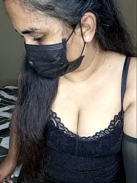 Snapshot of linishal chatting on November 25, 2025, 5:24 pm linishal online show from November 25, 2025, 5:24 pm