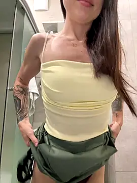 Snapshot of SakuraSara chatting on September 28, 2025, 4:51 am SakuraSara online show from September 28, 2025, 4:51 am