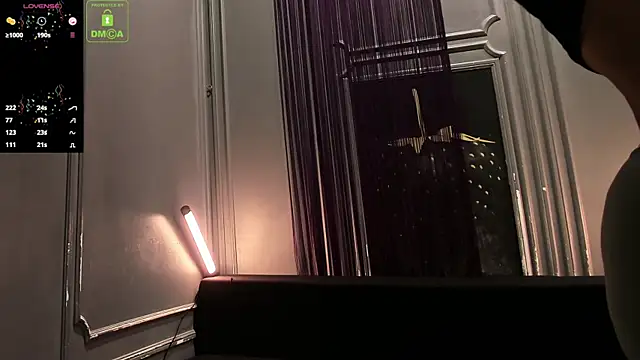 Snapshot of OliverSport chatting on October 31, 2025, 10:49 am OliverSport online show from October 31, 2025, 10:49 am