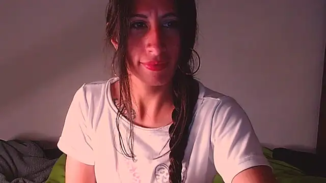 NathaSlave online show from June 12, 2026, 6:23 am