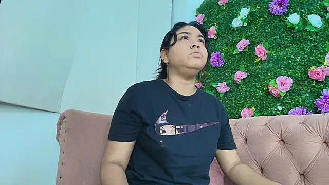 Snapshot of shanon_marel chatting on September 21, 2025, 12:07 pm shanon marel online show from September 21, 2025, 12:07 pm
