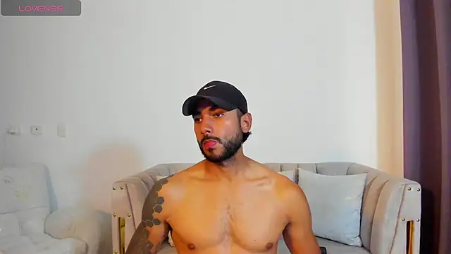 Snapshot of MARC_THOMPSON_ chatting on September 24, 2025, 3:59 pm MARC THOMPSON online show from September 24, 2025, 3:59 pm