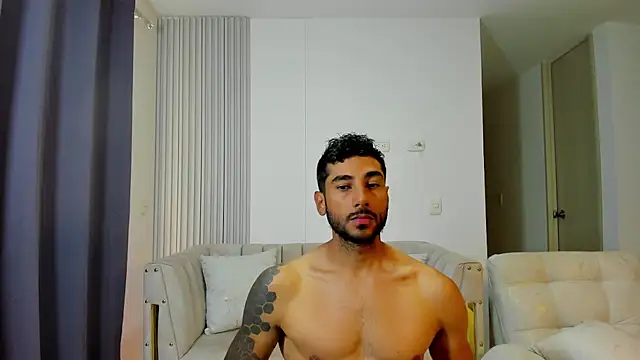 Snapshot of MARC_THOMPSON_ chatting on October 14, 2025, 2:40 pm MARC THOMPSON online show from October 14, 2025, 2:40 pm