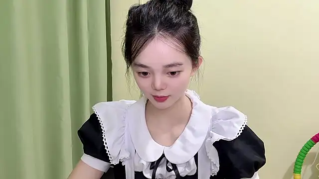 Nicole-13 online show from September 21, 2025, 2:19 pm