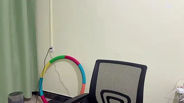 Nicole-13 online show from December 17, 2025, 11:49 am