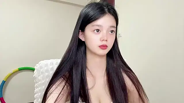 Nicole-13 online show from June 18, 2026, 12:20 pm