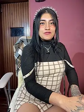 LilithPink  online show from October 13, 2025, 2:33 am