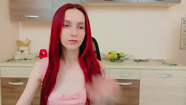 Julia Jae online show from May 13, 2026, 6:33 am