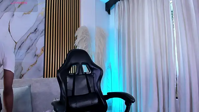 JulienSaint online show from April 30, 2026, 12:00 pm