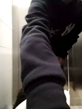 Snapshot of felipecams123 chatting on February 10, 2026, 12:26 am felipecams123 online show from February 10, 2026, 12:26 am