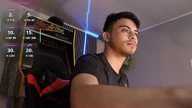 Bastian MCcormick online show from September 22, 2025, 1:46 pm