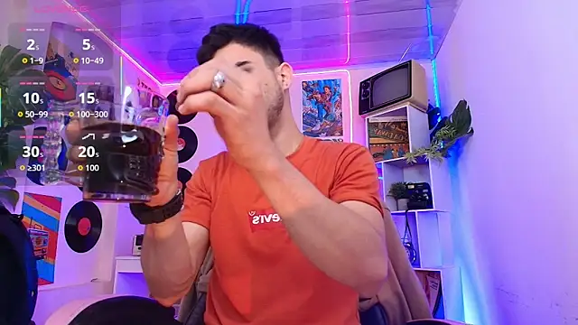 Bastian MCcormick online show from November 19, 2025, 12:49 pm