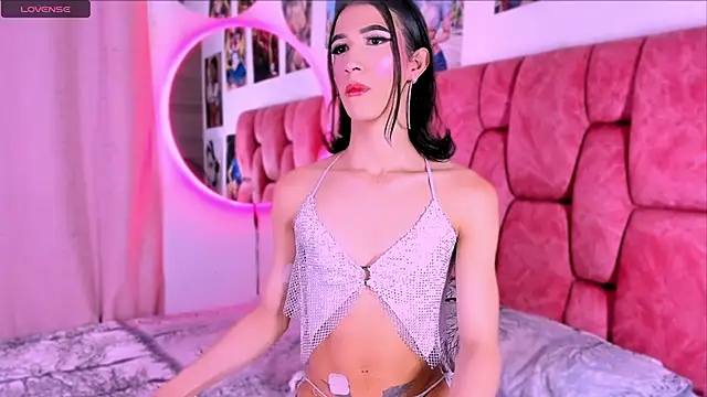 Snapshot of fhalon_foxxxys_ chatting on September 10, 2025, 8:47 am fhalon foxxxys  online show from September 10, 2025, 8:47 am