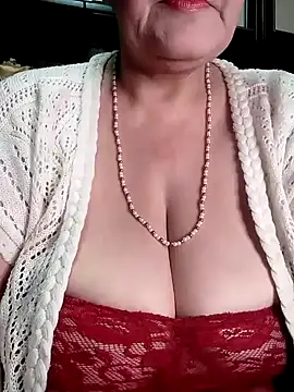 Snapshot of Troiavaca chatting on March 16, 2026, 8:35 pm Troiavaca online show from March 16, 2026, 8:35 pm