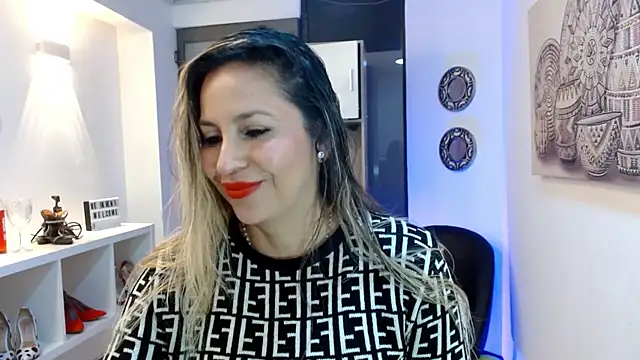 DianaPearls online show from May 11, 2026, 10:32 am