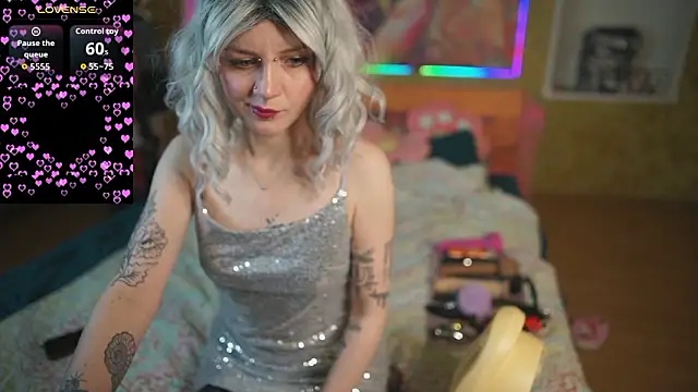 Dia Angel online show from February 8, 2026, 9:18 pm