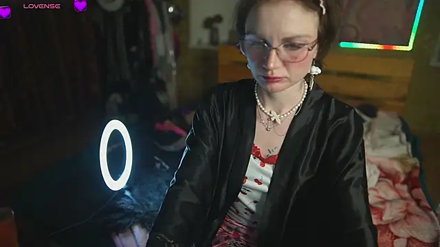Dia Angel online show from May 6, 2026, 6:24 pm