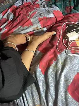 Priyasingh755 online show from June 19, 2026, 2:32 pm
