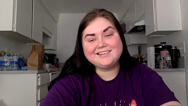 JJbaby1 online show from November 11, 2025, 5:46 pm