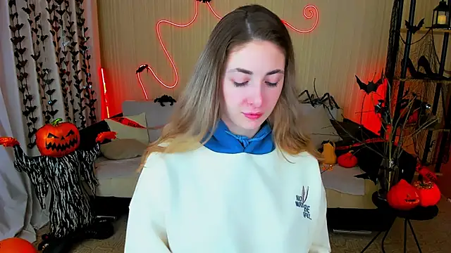 Snapshot of SensitiveSooul chatting on October 24, 2025, 7:32 pm SensitiveSooul online show from October 24, 2025, 7:32 pm