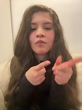 Snapshot of Emilyybennet_ chatting on May 2, 2026, 1:10 am Emilyybennet online show from May 2, 2026, 1:10 am