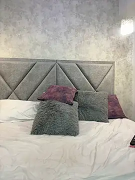 Snapshot of Im_Manu chatting on March 19, 2026, 8:24 pm Im Manu online show from March 19, 2026, 8:24 pm