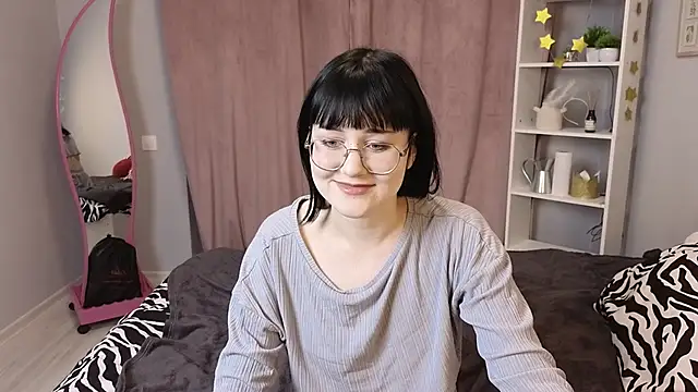 Ashlynsnow online show from February 1, 2026, 12:37 pm