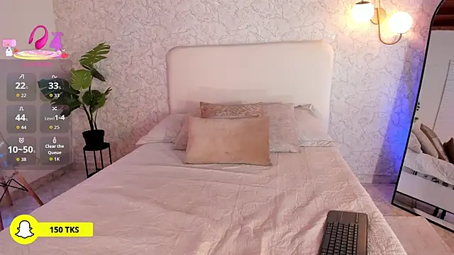 JannaFoxx  online show from January 13, 2026, 7:41 pm