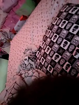 chocolate bella online show from March 15, 2026, 1:39 pm