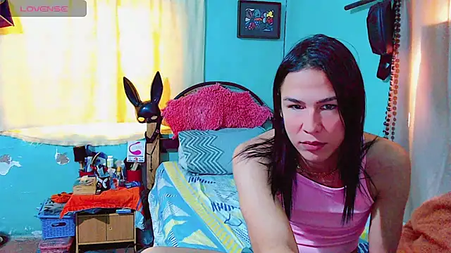 Snapshot of Azley_sweet chatting on December 10, 2024, 1:11 pm Azley sweet online show from December 10, 2024, 1:11 pm