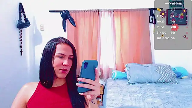 Snapshot of Azley_sweet chatting on February 4, 2025, 3:36 pm Azley sweet online show from February 4, 2025, 3:36 pm