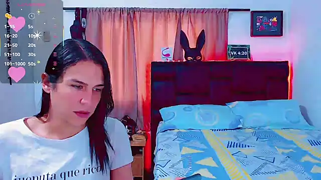 Snapshot of Azley_sweet chatting on March 20, 2025, 6:53 pm Azley sweet online show from March 20, 2025, 6:53 pm