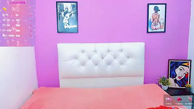 Snapshot of Azley_sweet chatting on September 25, 2025, 2:43 pm Azley sweet online show from September 25, 2025, 2:43 pm