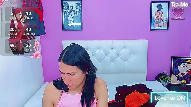 Snapshot of Azley_sweet chatting on September 30, 2025, 7:41 pm Azley sweet online show from September 30, 2025, 7:41 pm