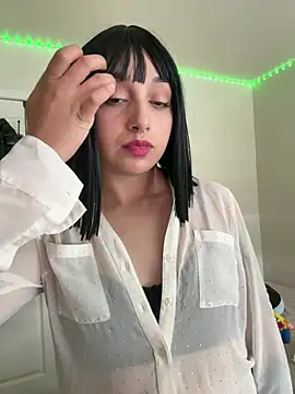 CharmingMaddie online show from April 30, 2026, 8:57 pm