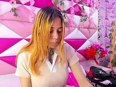 Sofii Anal  online show from October 4, 2025, 2:53 am